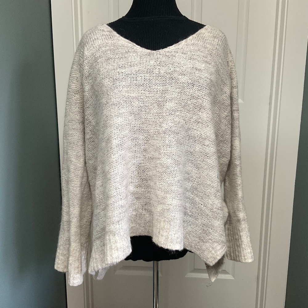 Cream Bell-Sleeved Alpaca and Mohair Blend Free People Sweater size L